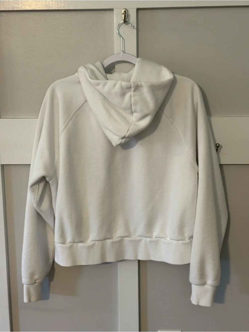 Vuori White Half-Zip Hooded Pullover - Picture 4 of 4